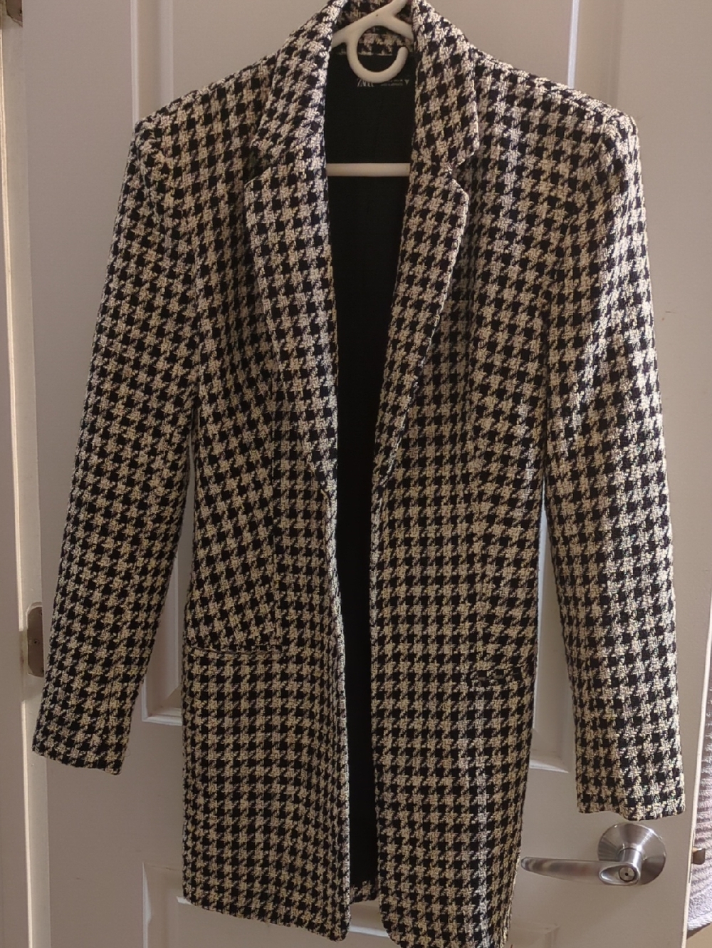 Zara Black & White Houndstooth Long Blazer